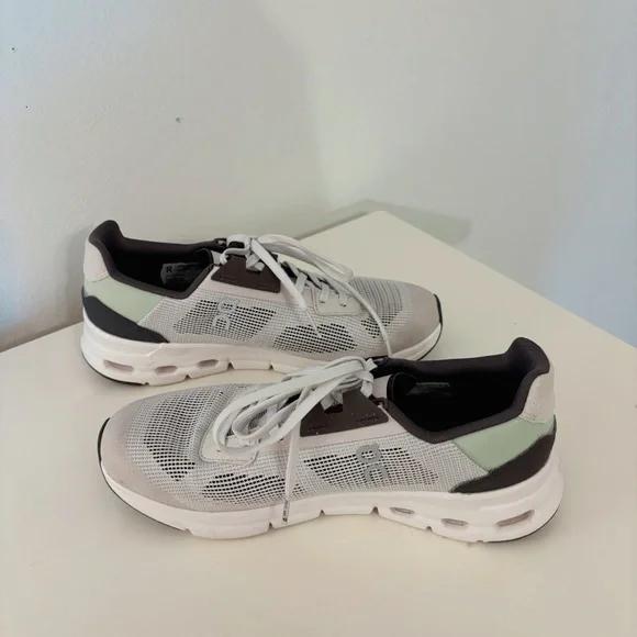 On Clouds ON Running Shoes - Cloudrift - Size 6.5 - Picture 7 of 9